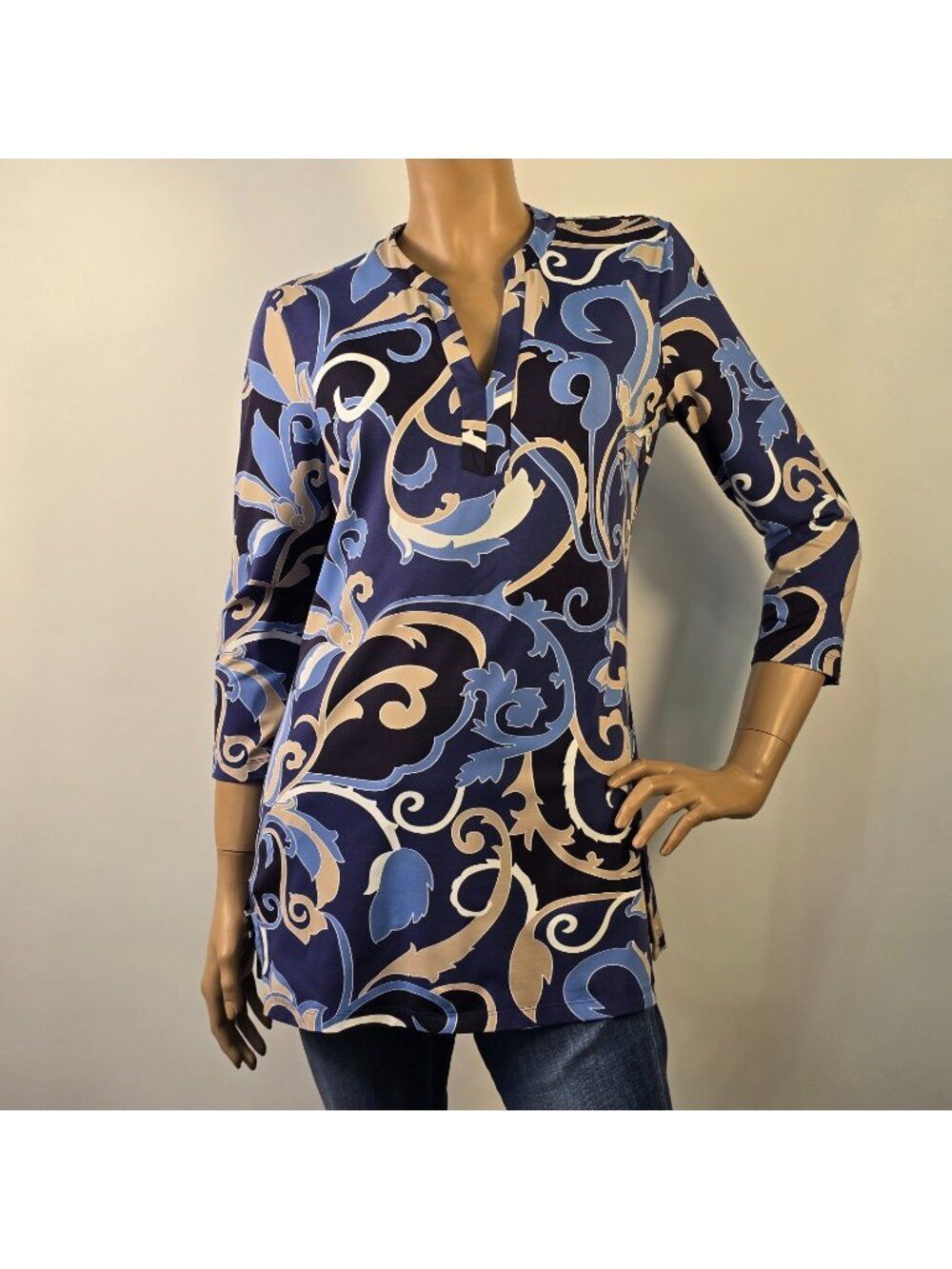 J McLaughlin Blue Beige Swirl Print 3/4 Sleeve Tunic Top Size M Catalina Cloth